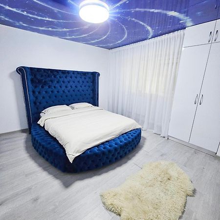 Blue Apartament Braila Bagian luar foto