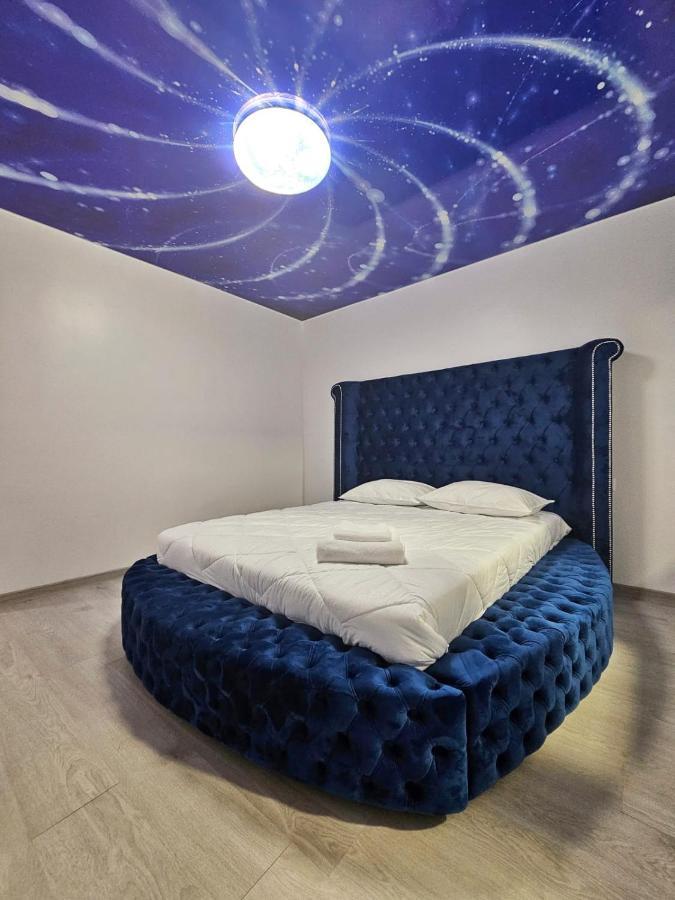 Blue Apartament Braila Bagian luar foto