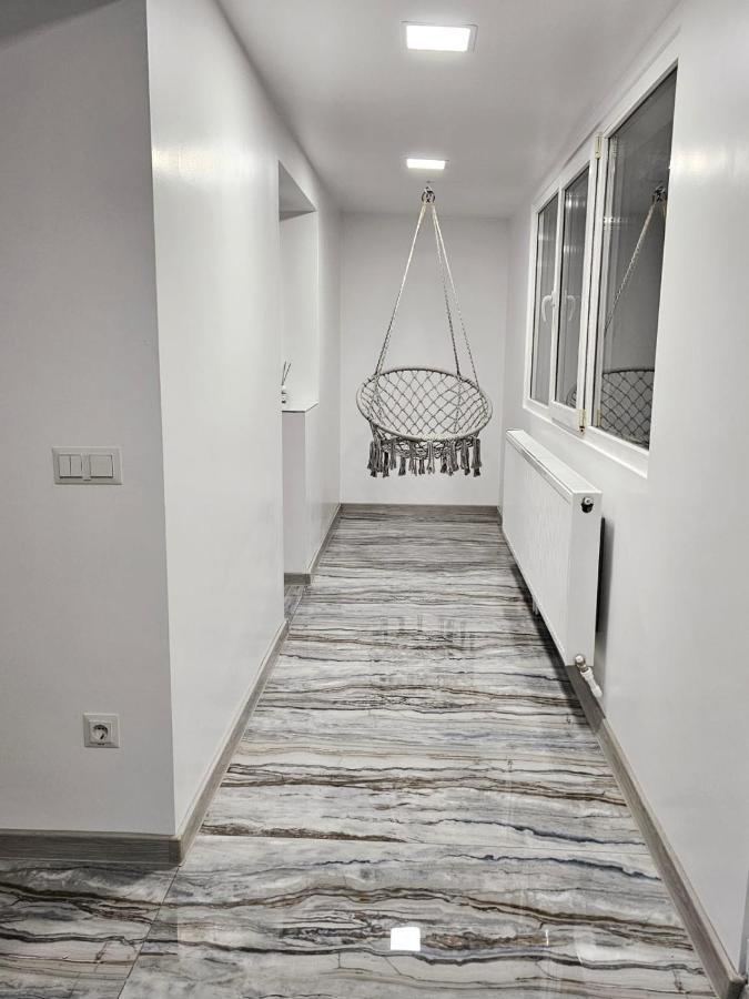 Blue Apartament Braila Bagian luar foto