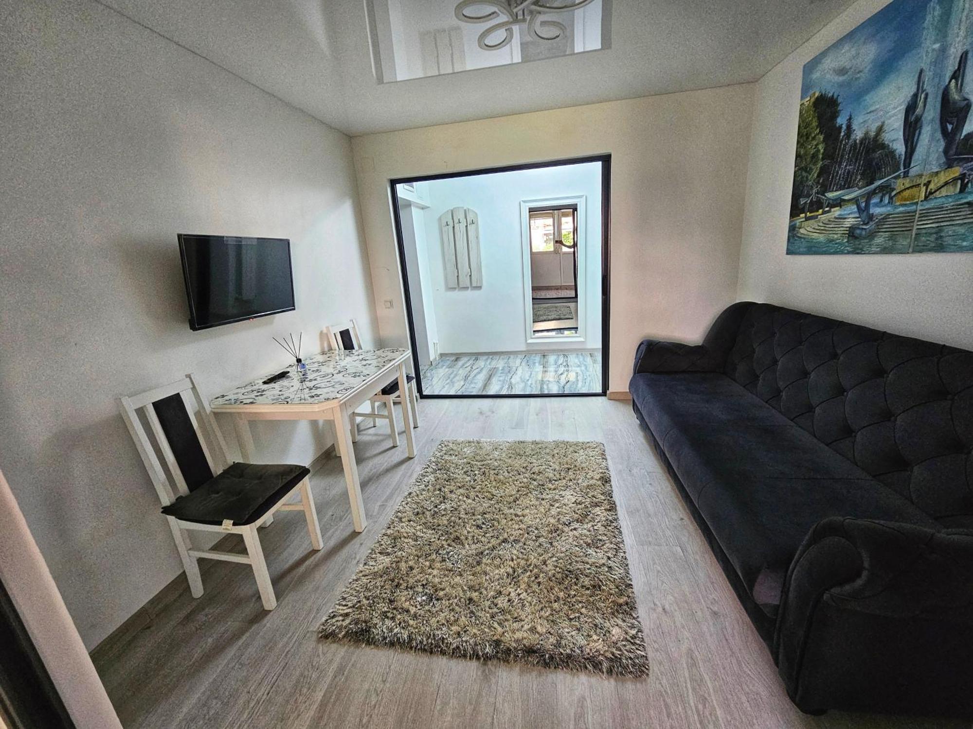 Blue Apartament Braila Bagian luar foto